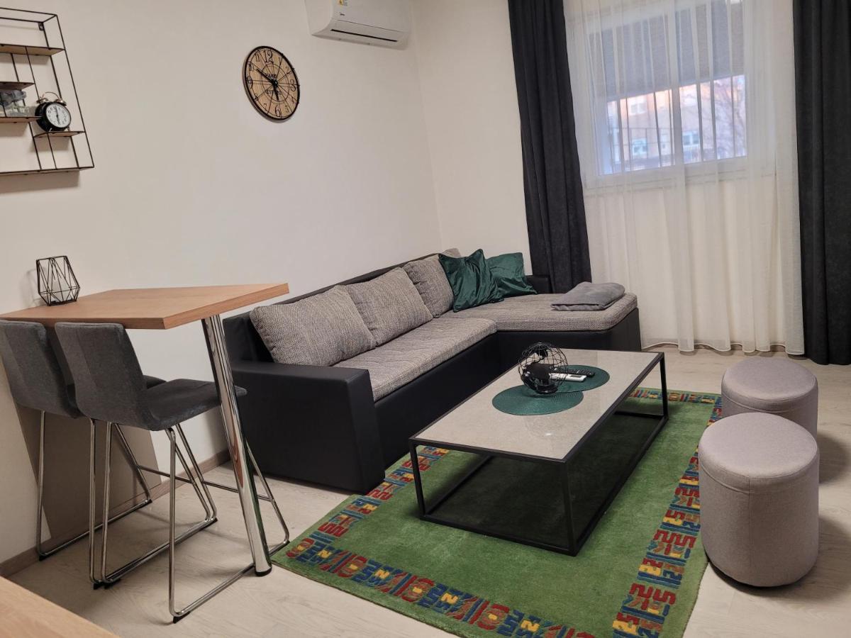 Appartamento Kod Dide - Entry With Pin 0-24H Slavonski Brod Esterno foto